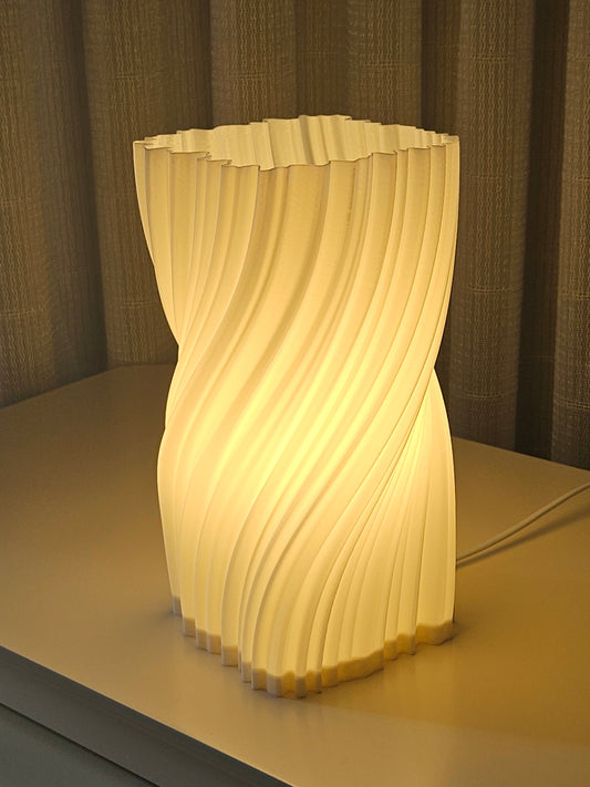 Tora Lamba | Kıvrımlarında kırsalın dinginliği