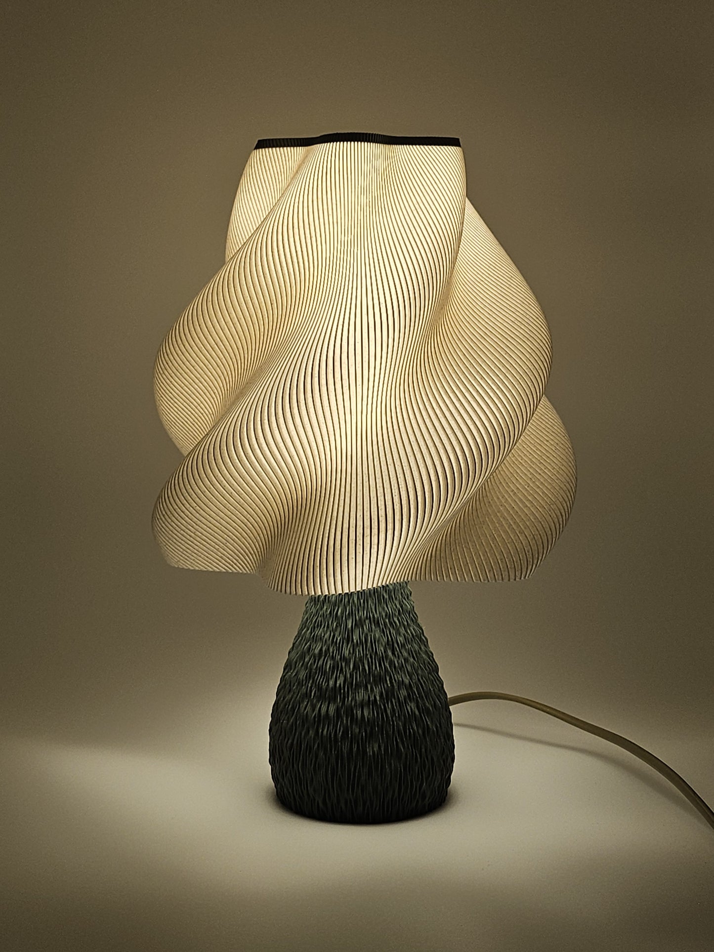 Tamar Lamba | Rüzgârın kıvrımlarında saklanan ışık