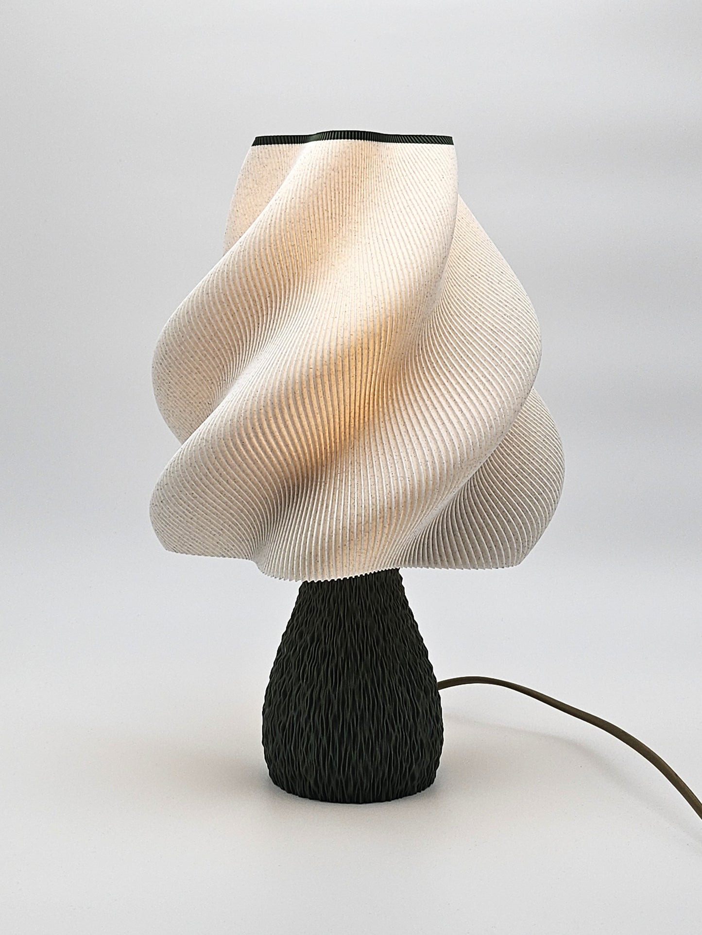 Tamar Lamba | Rüzgârın kıvrımlarında saklanan ışık