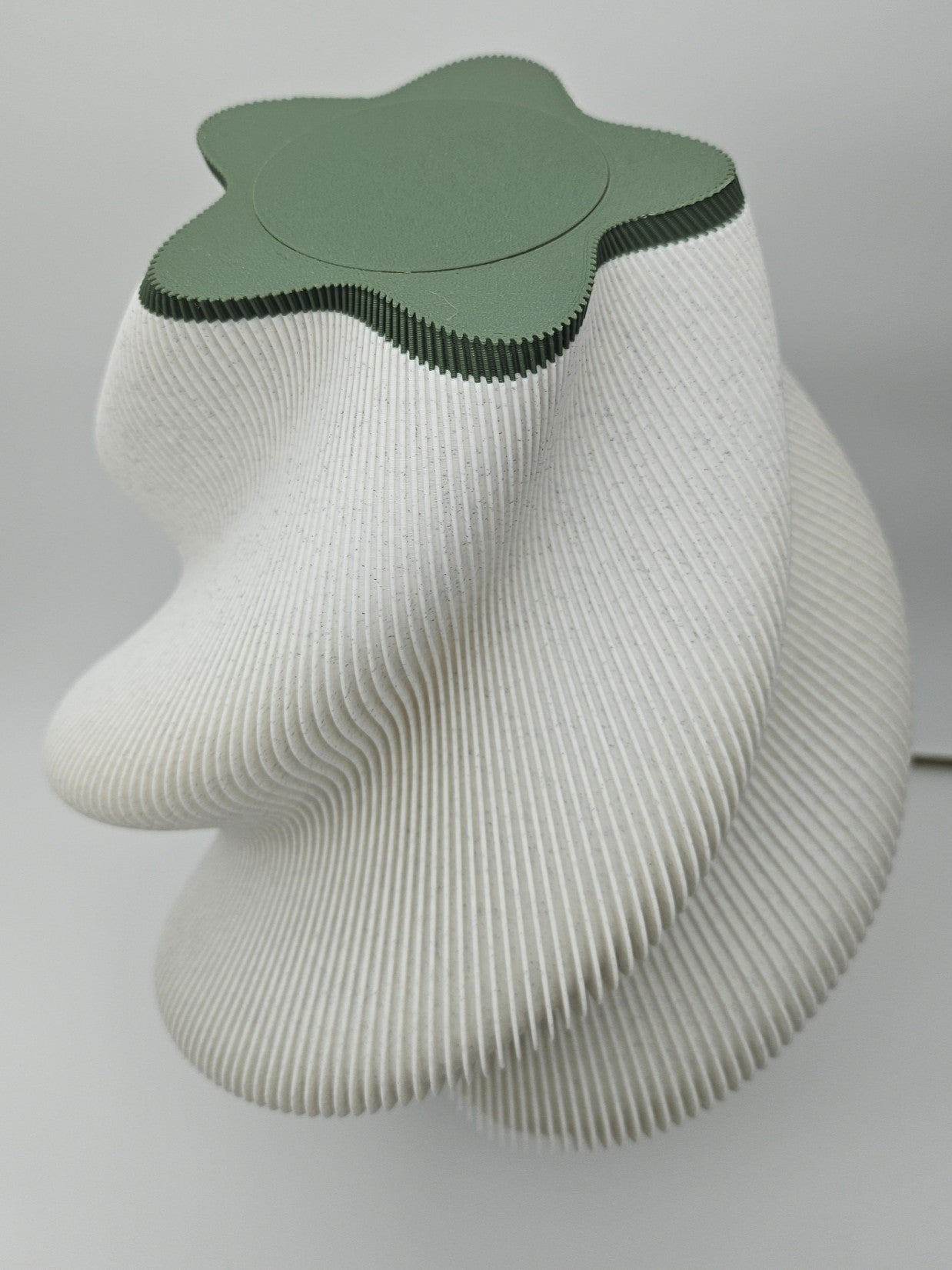 Tamar Lamba | Rüzgârın kıvrımlarında saklanan ışık