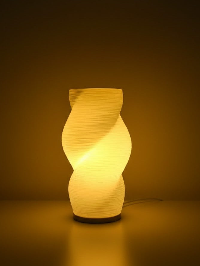 Yalaz Lamba | Alev değil, alevin hatırası