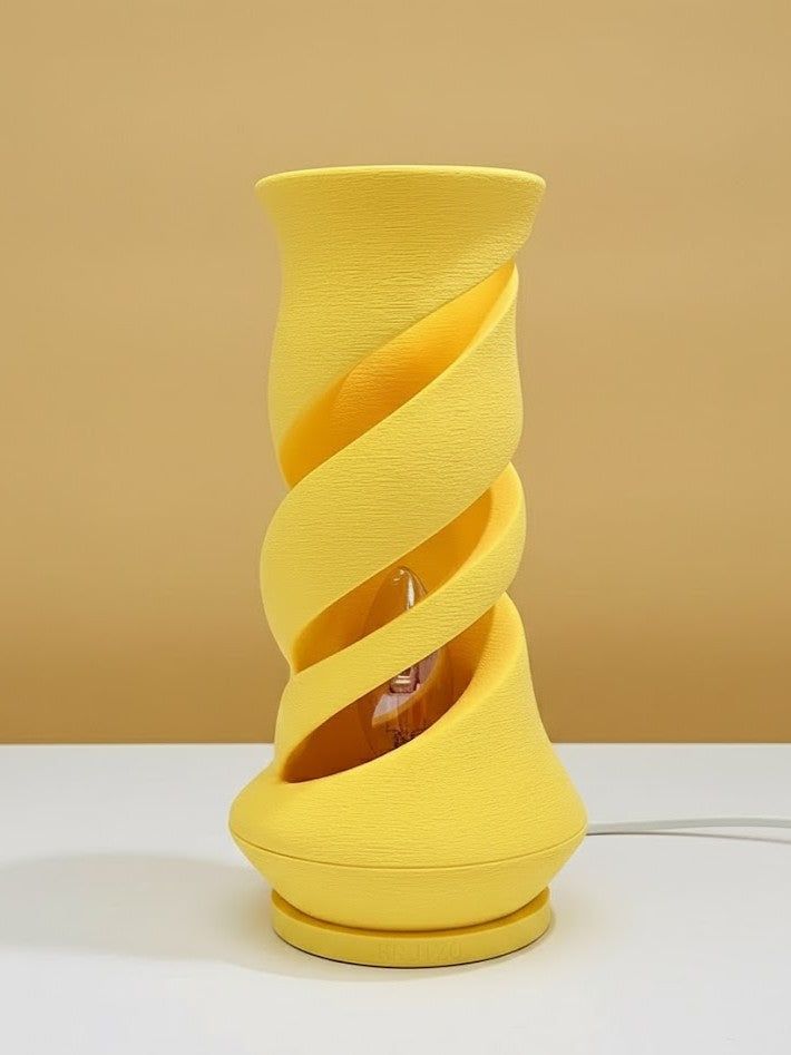 Kut Lamba | Köklerden Doğan Işık